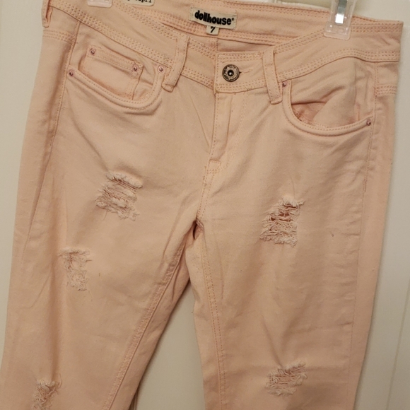 Dollhouse pink distressed roll up skinny jeans - Picture 5 of 7